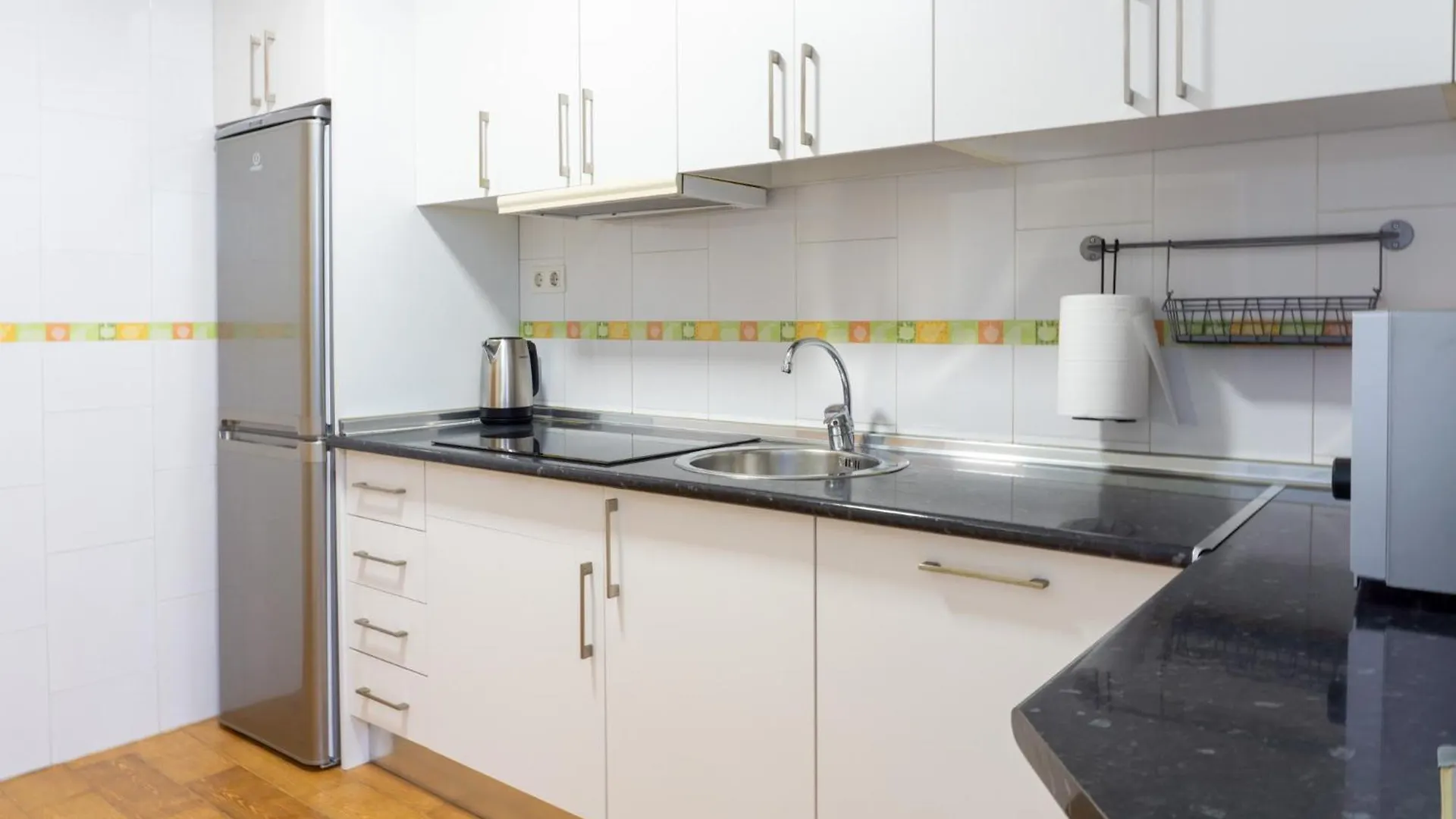 Apartamento Elegant Malaga Retreat