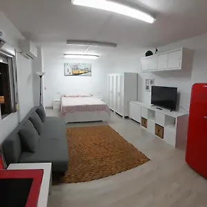  Appartement Estudio Frente A Estacion Maria Zambrano